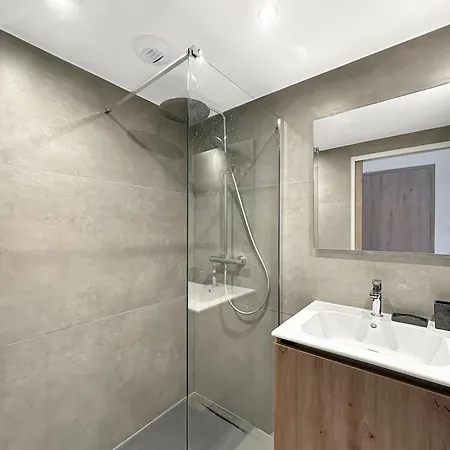 Appartement Dba104 - 4 Pieces 6 Pers Centre Village Carroz *